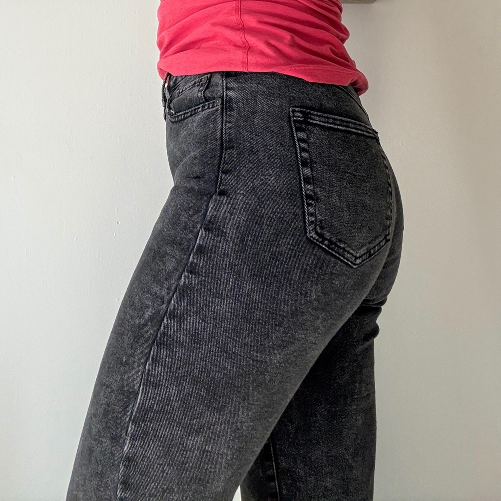 Black Wash High waisted Mom Jeans